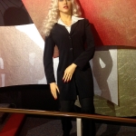 madonna-wax-figure-niagara-falls-vacation